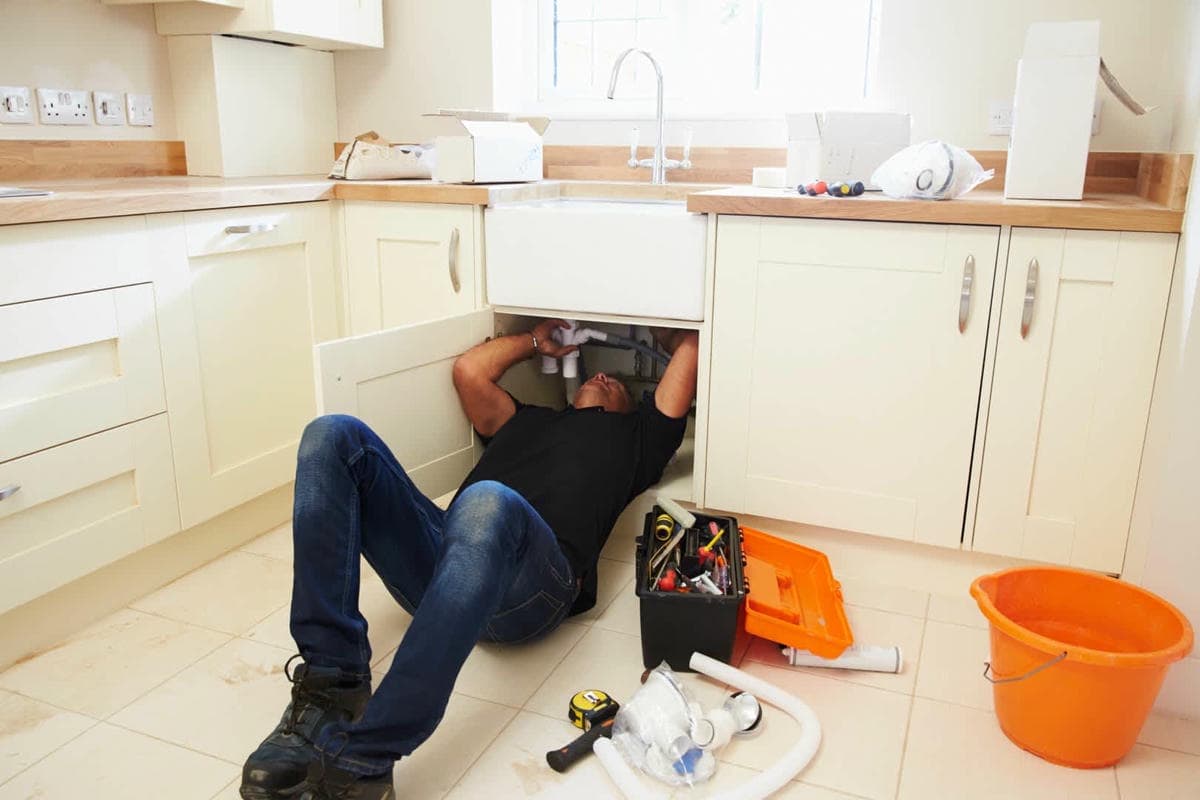 Lavabo tıkanık açma